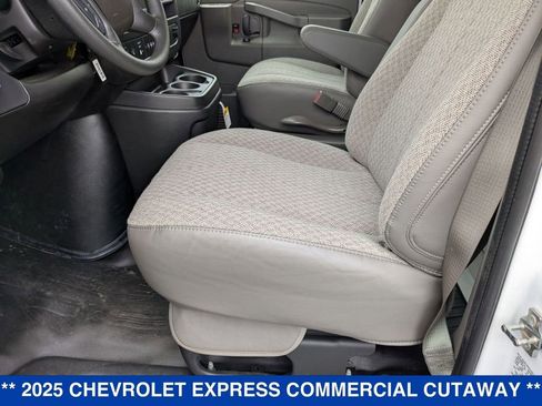 New 2025 Chevrolet Express 3500 w/ Power Convenience Package image 13