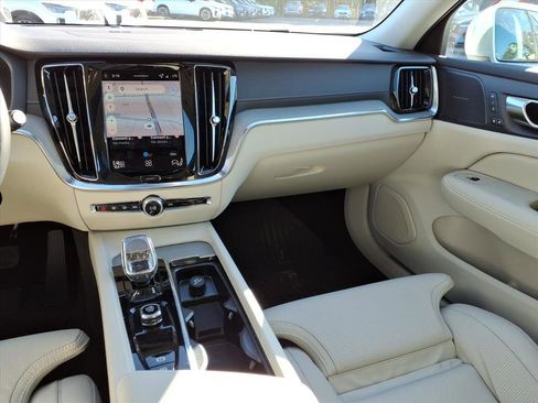 Certified 2026 Volvo V60 B5 Cross Country Ultra w/ Protection Package Premier image 12