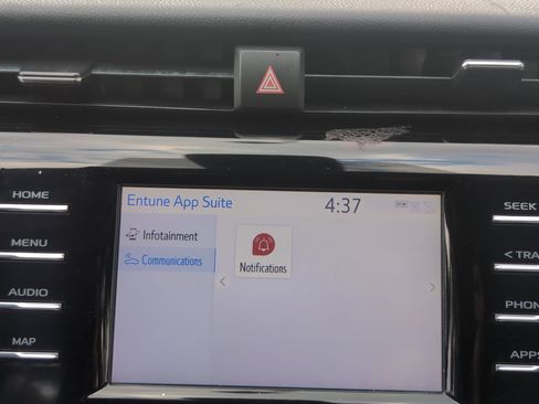 Used 2019 Toyota Camry SE w/ Convenience Package image 39