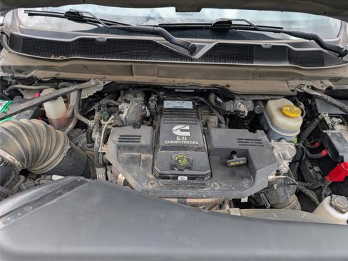 Used 2024 RAM 3500 Tradesman w/ Chrome Appearance Group image 46