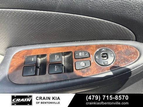 Used 2011 Hyundai Genesis 4.6 RWD image 10