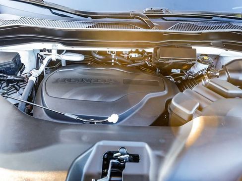 Used 2025 Honda Ridgeline Sport image 27