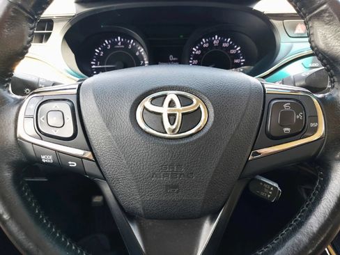 Used 2015 Toyota Avalon XLE FWD image 25