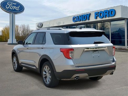 Used 2023 Ford Explorer Limited image 3