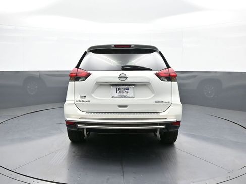 Used 2019 Nissan Rogue S w/ Special Edition Package image 7