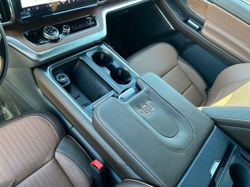 New 2025 Ford Expedition Max King Ranch image 21