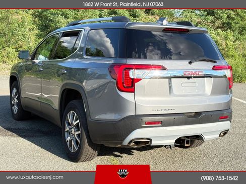 Used 2020 GMC Acadia SLT w/ Driver Alert Package II FWD image 7