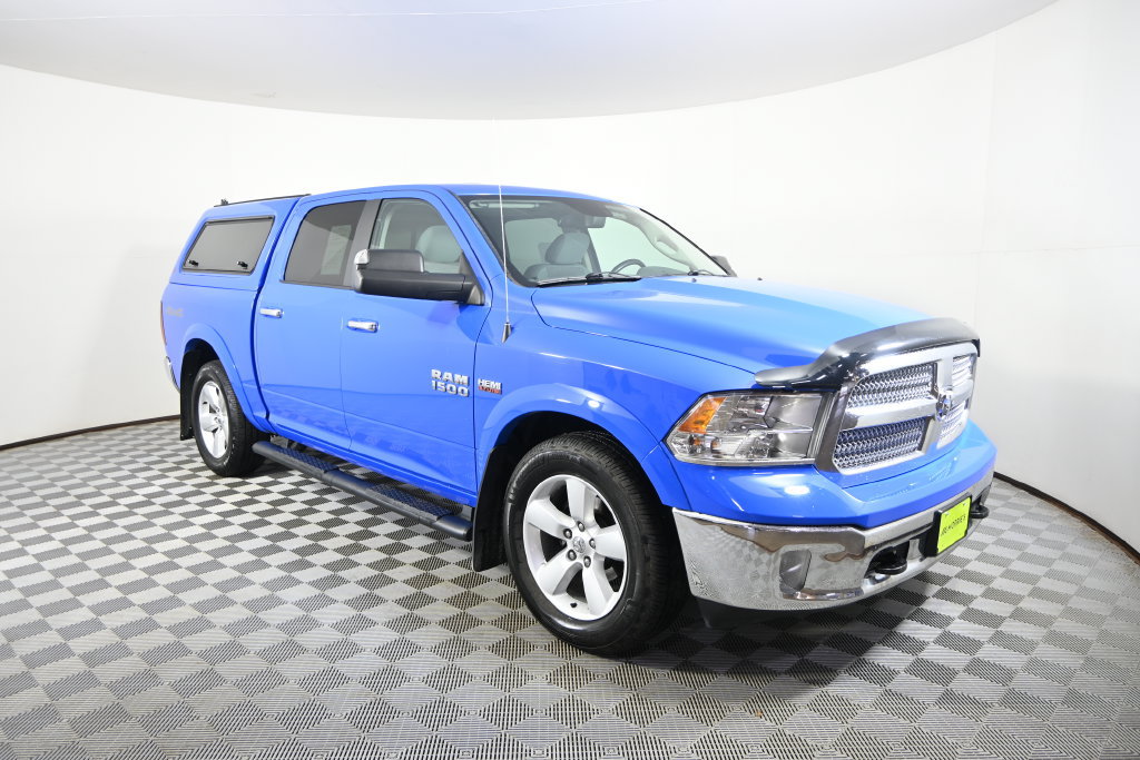 Used 2018 RAM 1500 SLT AWD/4WD image 11
