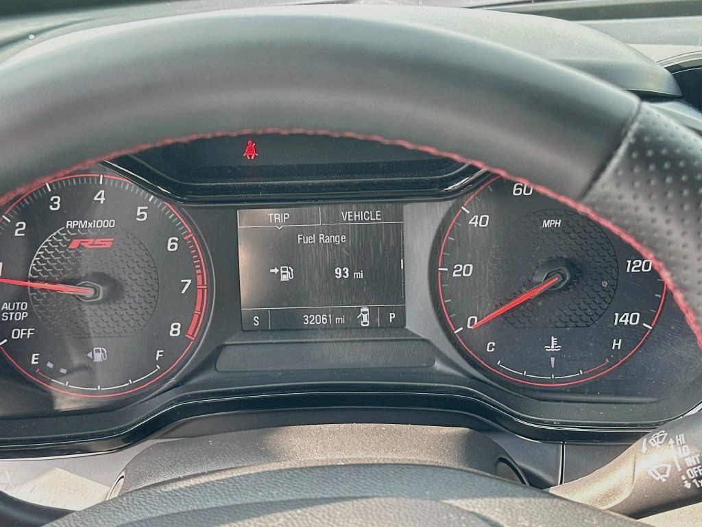 Used 2024 Chevrolet Trax RS FWD image 12