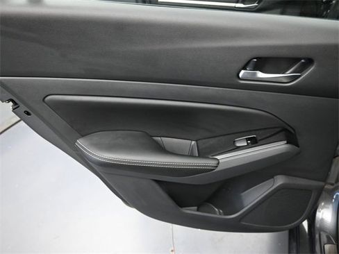 Used 2024 Nissan Altima 2.5 SL image 24