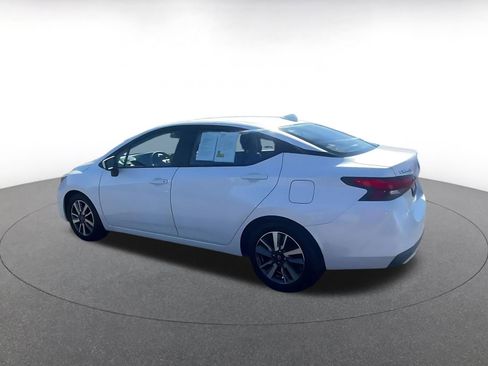 Used 2025 Nissan Versa SV image 10