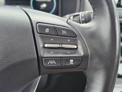 Used 2023 Hyundai Kona Limited w/ Cargo Package image 30