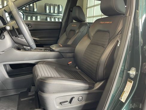 Certified 2024 Nissan Pathfinder Rock Creek image 11