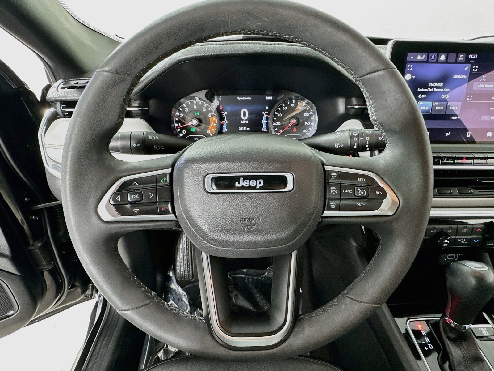 Used 2023 Jeep Compass Limited AWD/4WD image 11