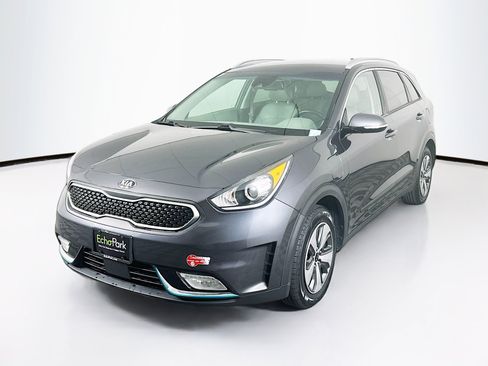 Used 2018 Kia Niro EX image 3