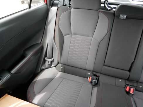 Used 2025 Subaru Impreza 2.0i Sport AWD/4WD image 12