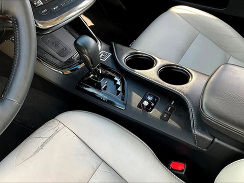 Used 2016 Toyota Avalon Touring image 15