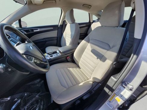 Used 2017 Ford Fusion S image 15