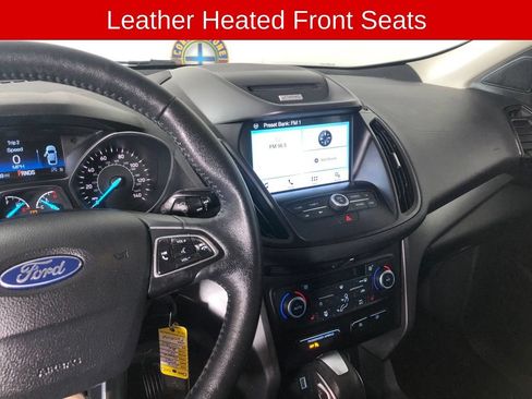 Used 2018 Ford Escape SEL AWD/4WD image 3