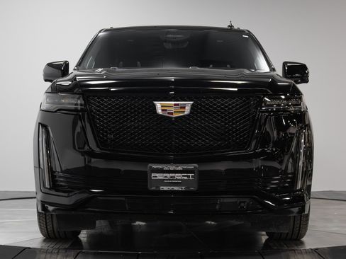 Used 2022 Cadillac Escalade Sport Platinum image 39