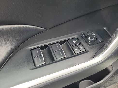 Certified 2025 Toyota RAV4 XLE AWD/4WD image 20