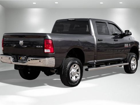 Used 2018 RAM 2500 Tradesman w/ Chrome Appearance Group image 6