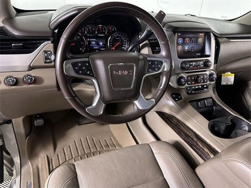 Used 2015 GMC Yukon SLT image 21