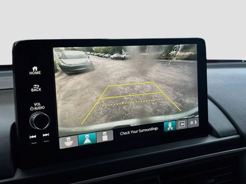 Used 2025 Honda Pilot Touring image 14