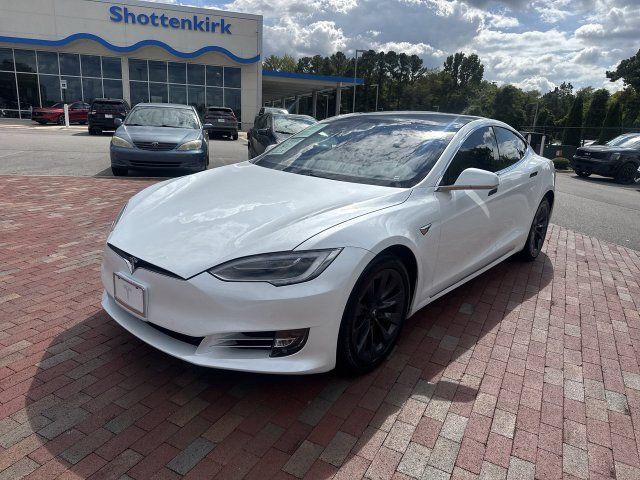 Used 2019 Tesla Model S Long Range AWD/4WD image 1