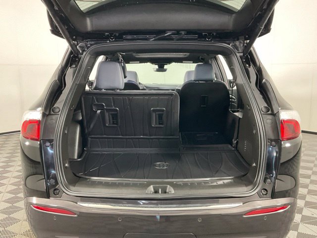 Used 2023 Buick Enclave Premium w/ Experience Buick Package AWD/4WD image 36