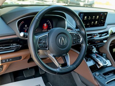 Used 2025 Acura MDX SH-AWD w/ Technology Package image 20