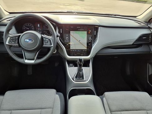 Certified 2025 Subaru Outback Premium AWD/4WD image 5