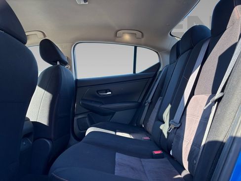 Used 2023 Nissan Sentra SR w/ Electronics Package image 4