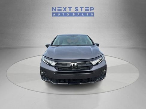 Used 2025 Honda Odyssey EX-L image 2