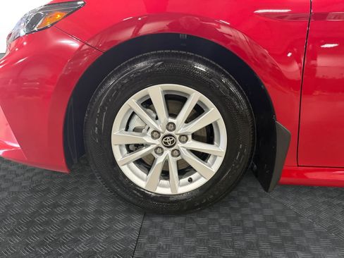 Used 2025 Toyota Camry LE w/ Convenience Package FWD image 15