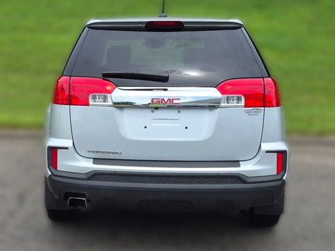 Used 2017 GMC Terrain SLE w/ LPO, Protection Package FWD image 5