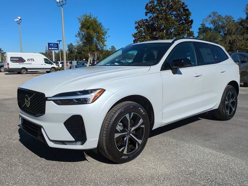 New 2026 Volvo XC60 B5 Core image 8