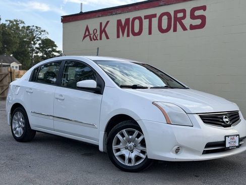 Used 2012 Nissan Sentra 2.0 S FWD image 1