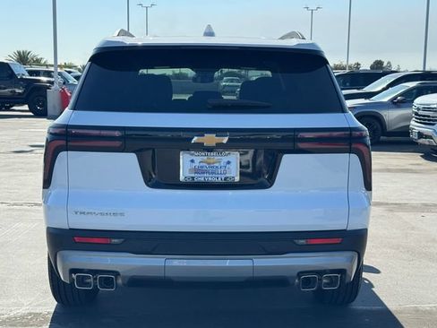 New 2026 Chevrolet Traverse LT FWD image 4