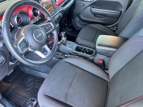 Used 2022 Jeep Wrangler Unlimited Rubicon AWD/4WD image 10