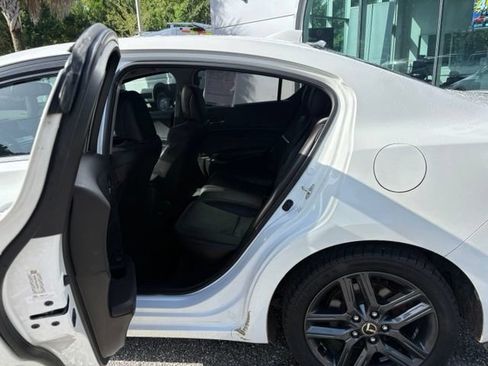 Used 2018 Acura ILX FWD image 23