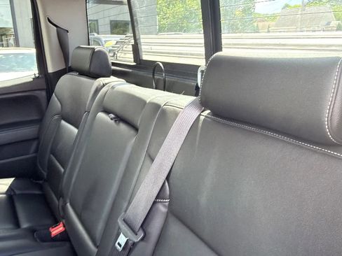 Used 2018 Chevrolet Silverado 1500 LTZ AWD/4WD image 19