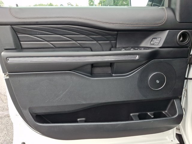 Used 2020 Ford Expedition Max Platinum AWD/4WD image 16