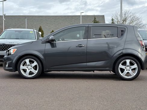 Used 2016 Chevrolet Sonic LT image 7