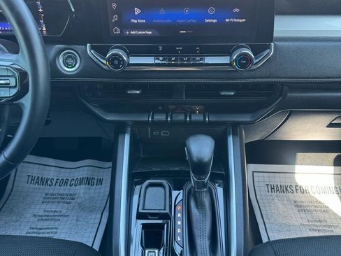 Used 2023 Chevrolet Colorado LT image 47