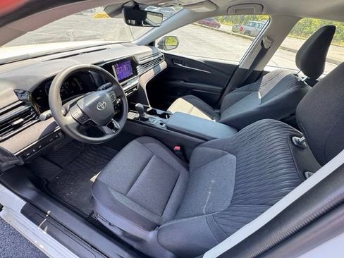 Used 2026 Toyota Camry LE w/ Convenience Package FWD image 14