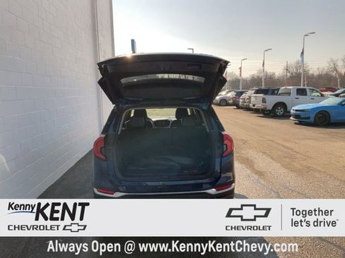 Used 2023 GMC Terrain SLT w/ LPO, Floor Liner Package image 7