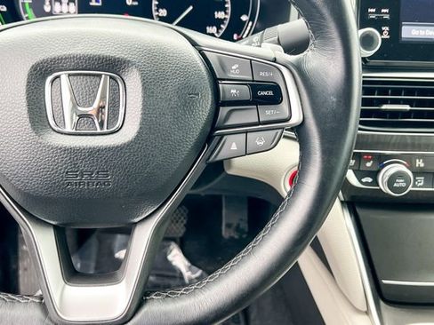 Used 2022 Honda Accord Touring image 22