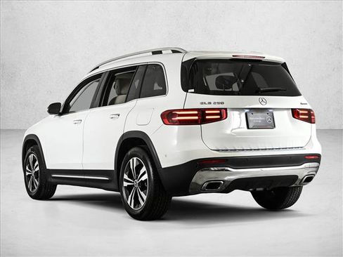 Certified 2026 Mercedes-Benz GLB 250 4MATIC image 8
