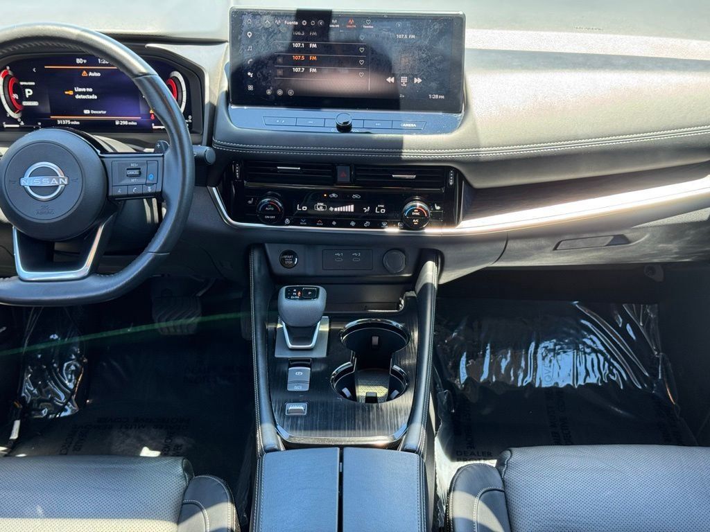 Used 2024 Nissan Rogue Platinum w/ Platinum Premium Package FWD image 29
